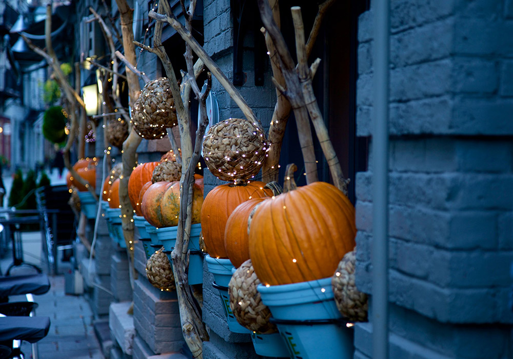 Halloween – Ένα ξενόφερτο έθιμο που έχει εισχωρήσει στη Φθινοπωρινή Διακόσμηση. Ποια είναι όμως η σημασία του;